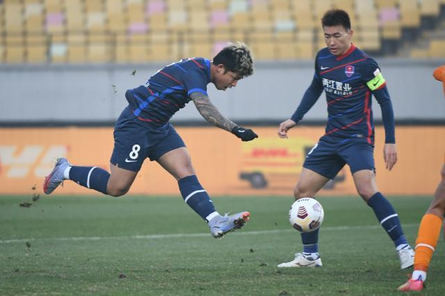 网页版地址-【揭秘】足协为何暂时解除三家俱乐部禁令？