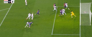 【西甲】莱万点射，巴萨1比0巴列卡诺登顶积分榜