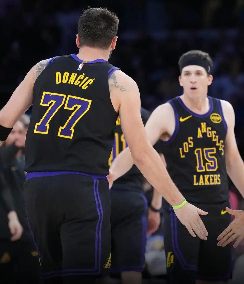 网页版地址-湖人1日内3喜临门！詹姆斯不用着急复出，但东契奇想争冠真需要他