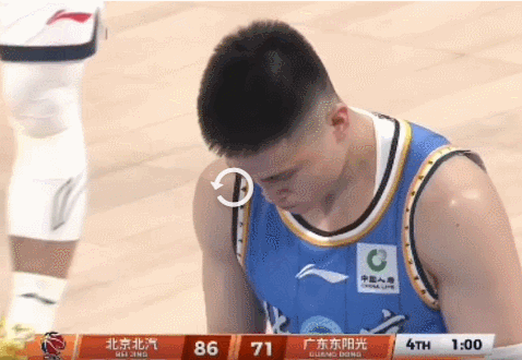 APP下载-徐杰决胜时刻被DNP!沮丧一幕曝光引热议 杜锋为明夏续约压价吗?|广东|赵睿|广东男篮|张皓嘉|胡明轩_新浪体育_新浪新闻