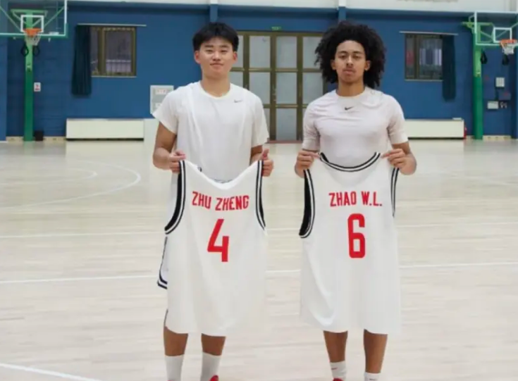 BB Sports-轰30分3助4断!中国男篮18岁1米83混血控卫闪耀:下赛季征战NCAA
